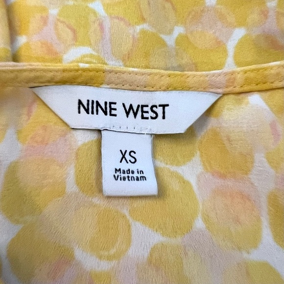 Nine West EUC Yellow Spaghetti Strap Camisole/Tank Top with Sheer Detail, XS - Picture 3 of 6